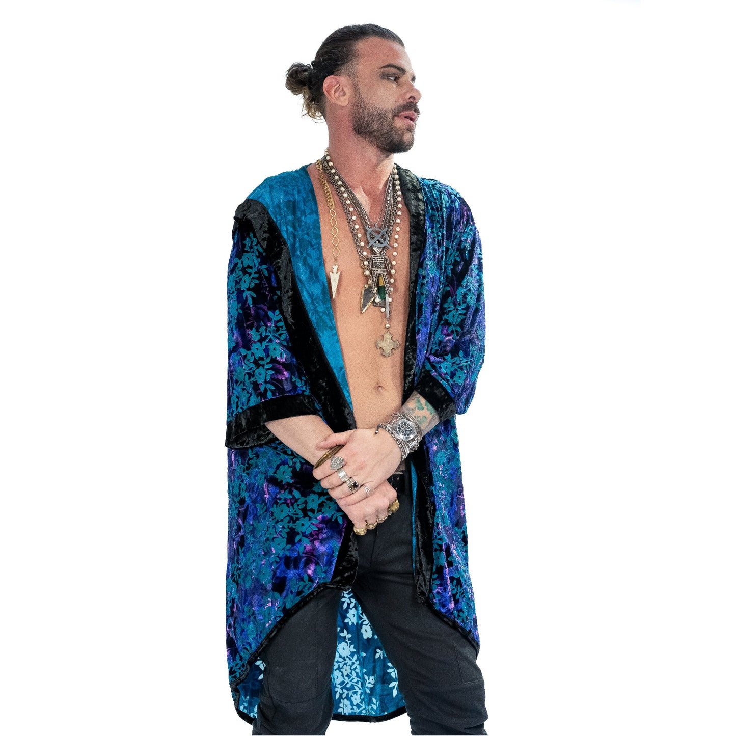 HOODED AMYTHST