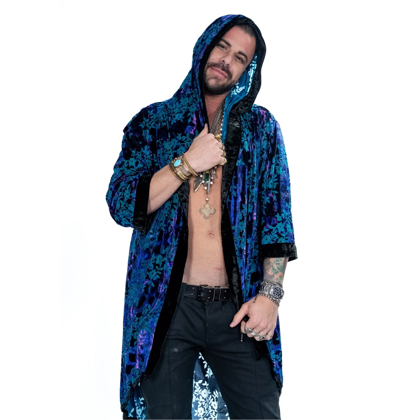 HOODED AMYTHST
