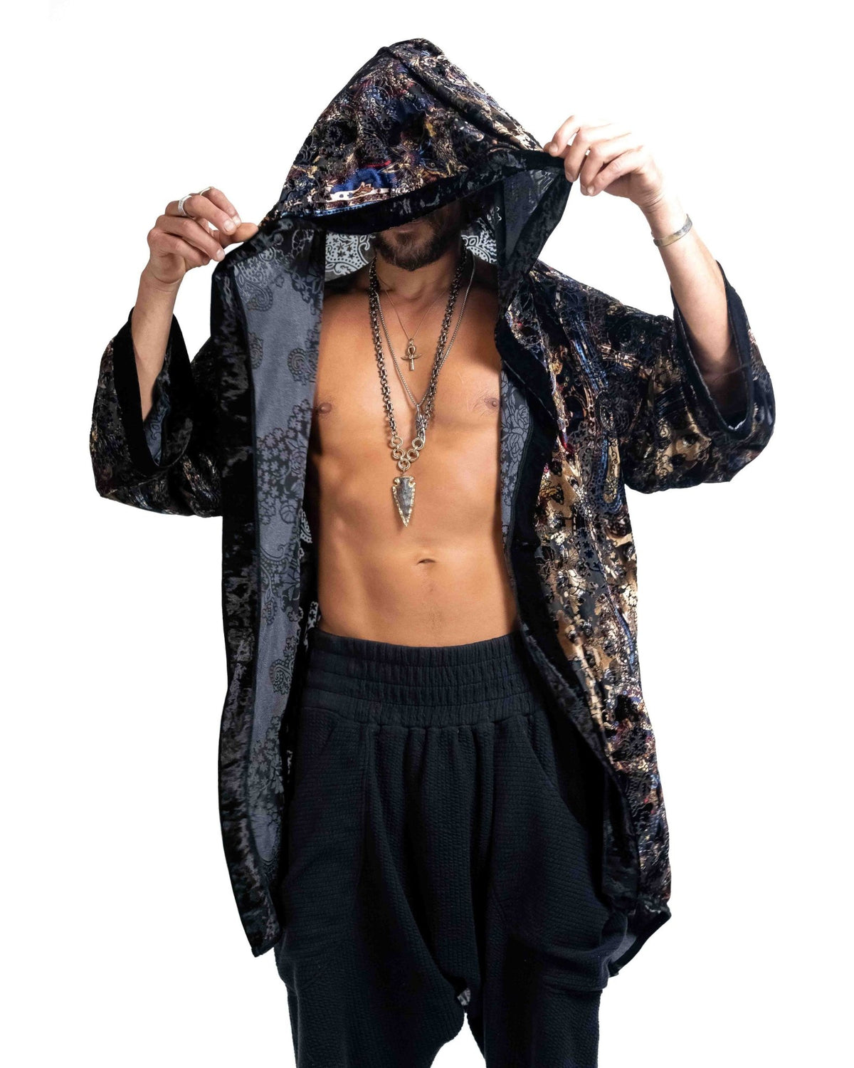 Hooded Royal