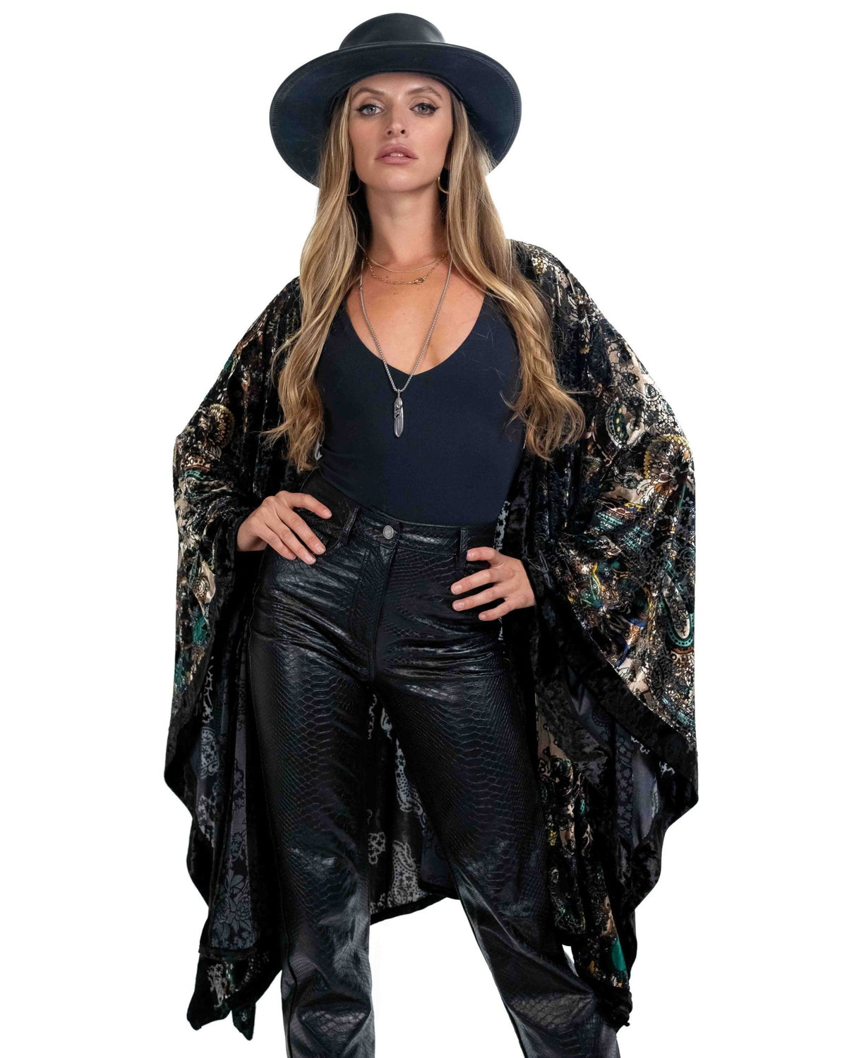Hooded Royal