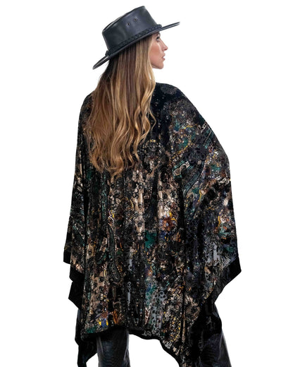 Hooded Royal